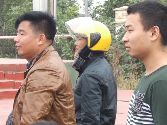 家长观看比赛