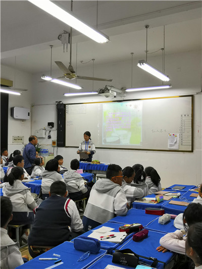 学生代表发言
