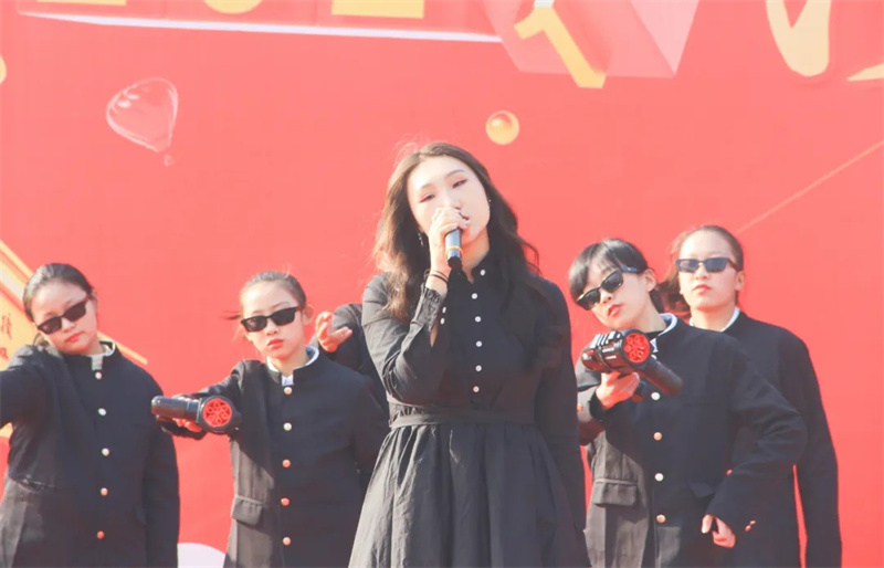 淮外第22届英语节汇演暨跨年大联欢