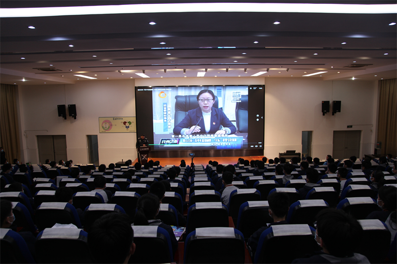 与法同行 法润校园——温州翔宇开展法制教育讲座