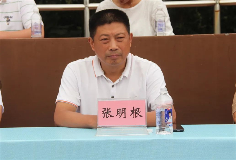 以军训之名,一睹青春”戎“颜