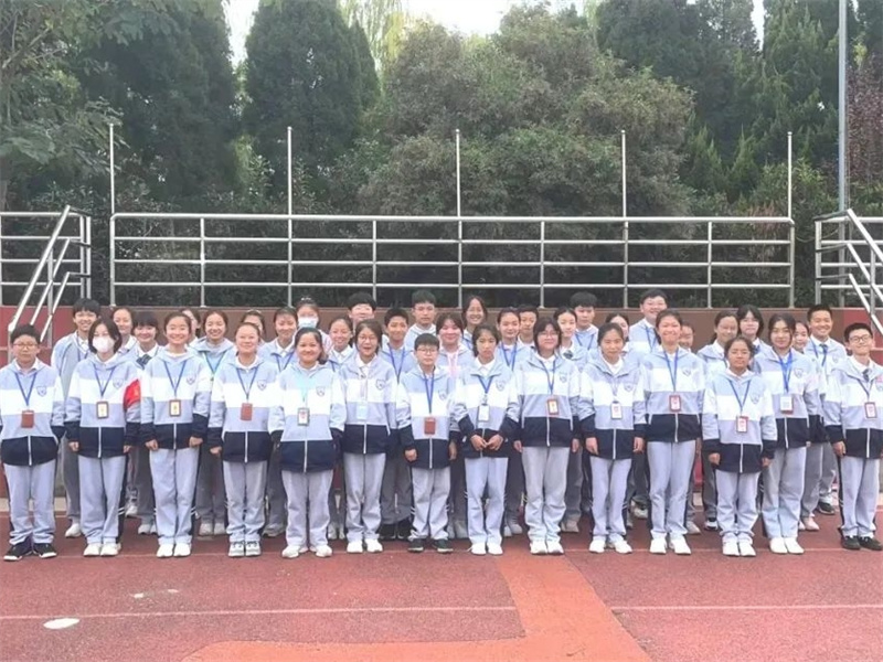 展优秀作业,学榜样风采