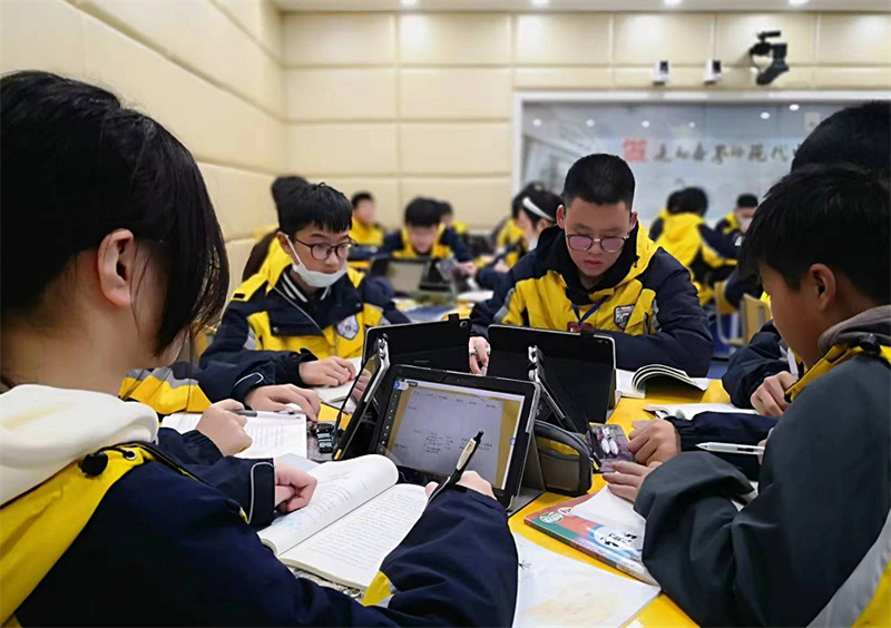 智慧课堂展魅力,青年教师显风采