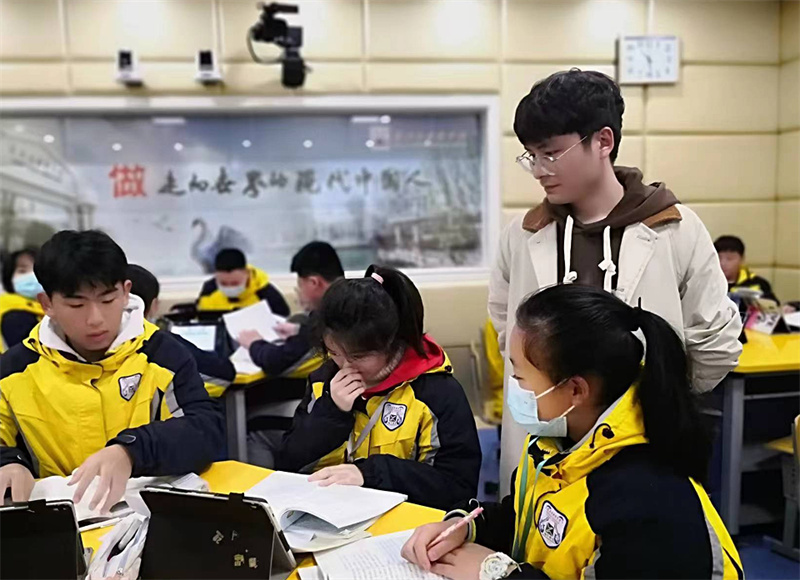智慧课堂展魅力,青年教师显风采