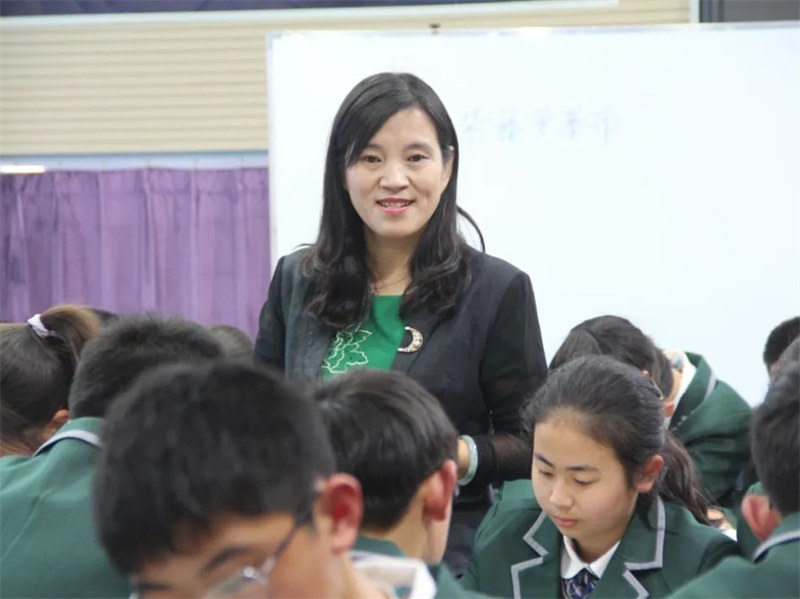 淮外举行“大概念大单元”课堂观摩活动