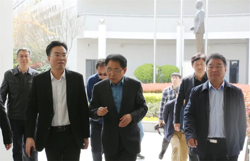 广西梧州市藤县党政考察团来淮外参观考察