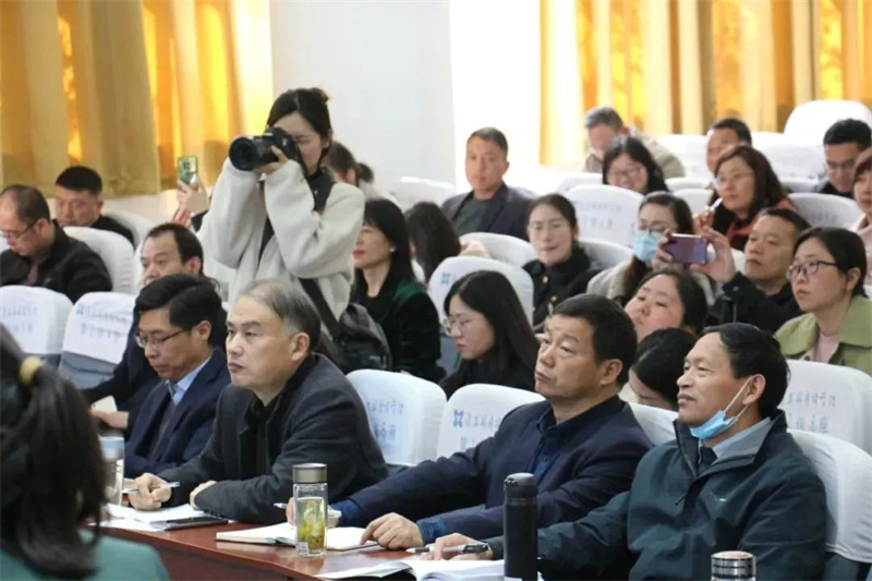 淮外邀请省内外名师助力公开教学活动