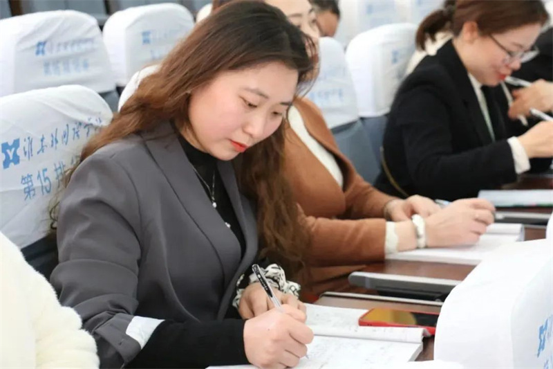 淮外邀请省内外名师助力公开教学活动