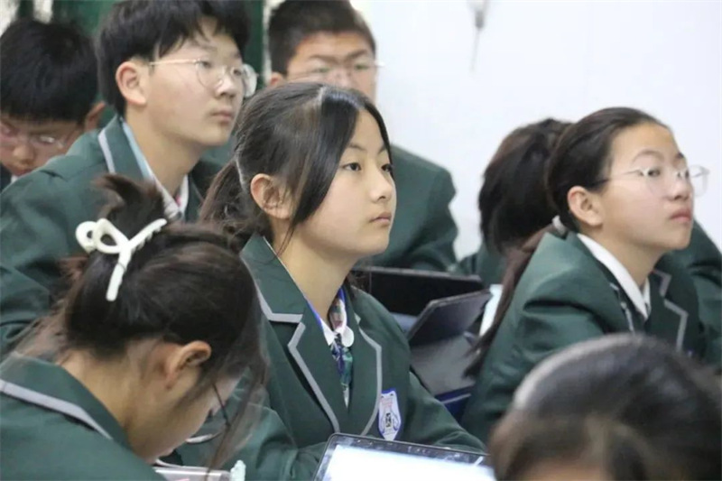 淮外邀请省内外名师助力公开教学活动
