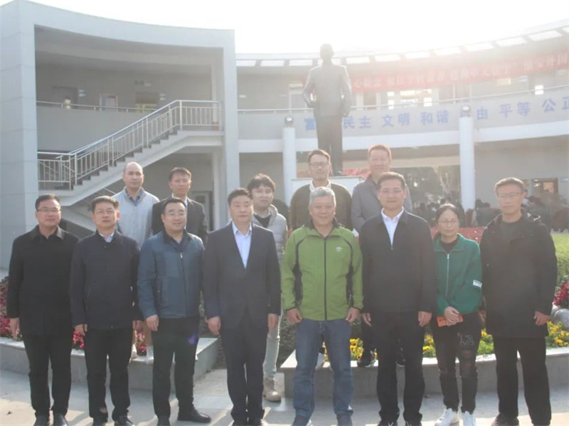 东莞伟时科技有限公司考察团访问淮外