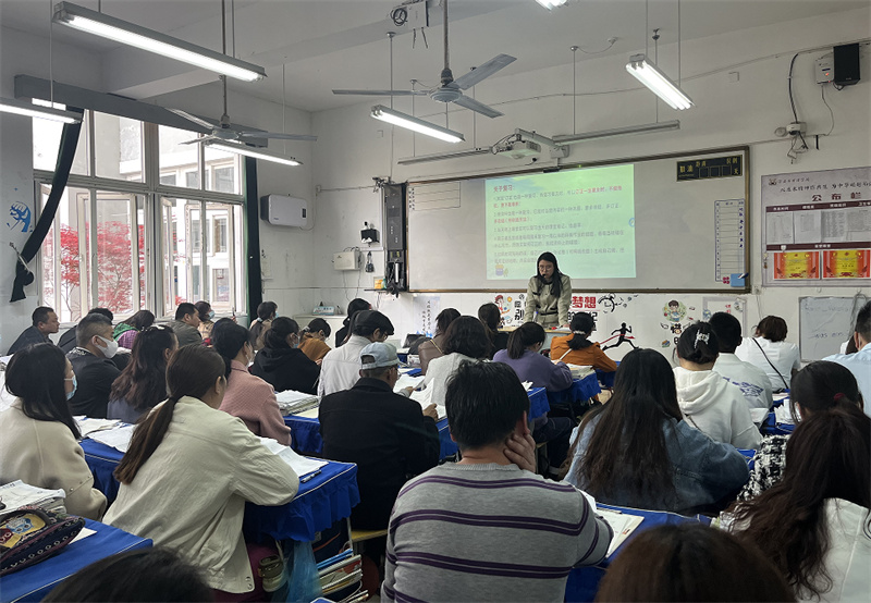 淮外初一:春风正暖育花开,家校同行向未来