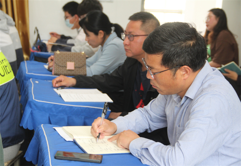 区初中教育第一联盟毕业班工作研讨会在淮外成功举行